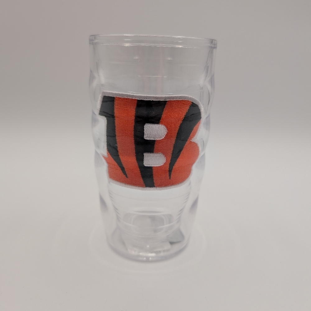 NFL Football 🏈 Cincinnati Bengals Clear Tumbler with Patch Logo
